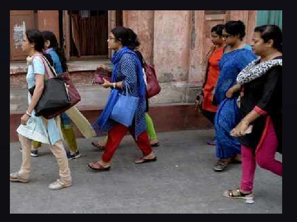 परीक्षा कक्ष परीक्षा से 30 मिनट पहले ही खुलेंगे परीक्षा कक्ष परीक्षा से 30 मिनट पहले ही खुलेंगे