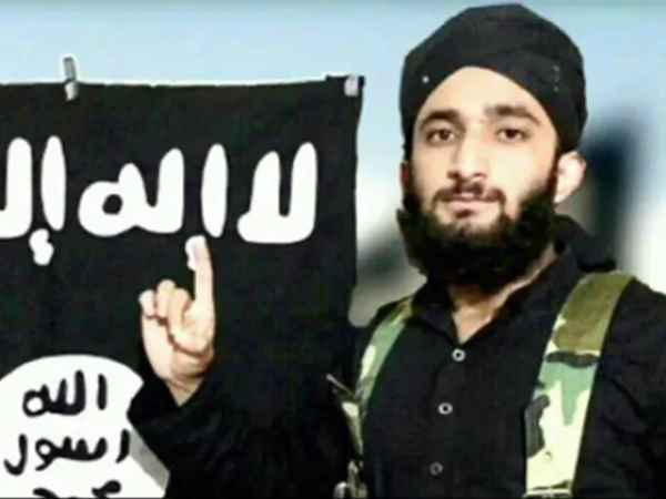 Kashmiri students missing from Noida University joined militant group Kashmiri students missing from Noida University joined militant group