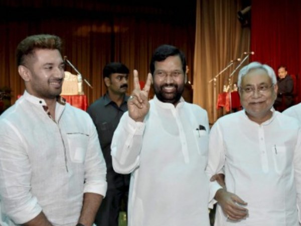 कुशवाहा को एनडीए नेताओं को एक साथ बैठना चाहिए 