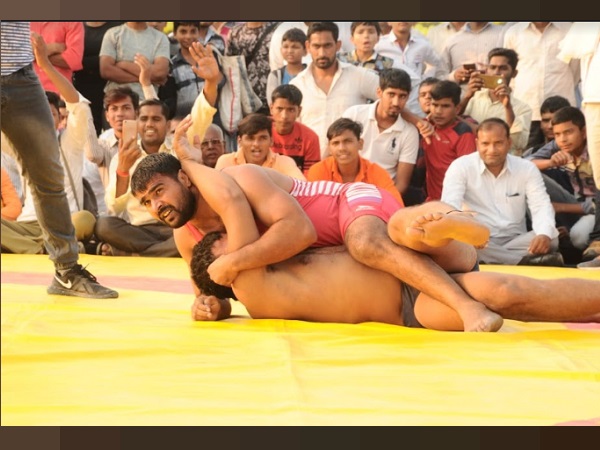 हुई कुश्ती