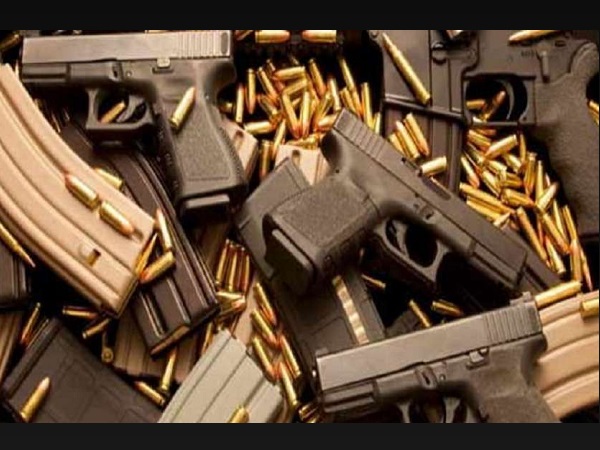 हॉस्टल से ही 10 बम मिले