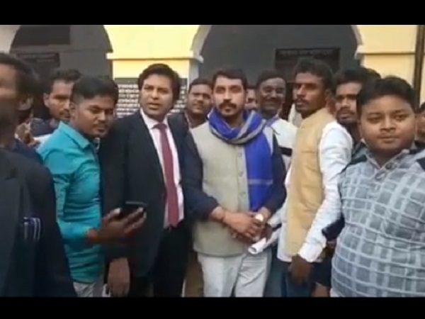  अयोध्या, भीम आर्मी चीफ चंद्रशेखर, भीम आर्मी, चंद्रशेखर उर्फ रावण, भाजपा सरकार, बसपा, बसपा सुप्रीमो मायावती, मायावती , रावण, बीजेपी, ओबीसी, एसटी-एससी, लोकसभा चुनाव, अयोध्या धर्म सभा, विश्व हिंदू परिषद, अयोध्या, फैजाबाद, Uddhav Thackeray, dharma sabha in ayodhya, अयोध्या में धर्मसभा, Ayodhya, Bhima Army Chief Chandrashekhar, Bhim Army, Chandrashekhar alias Ravana, BJP Government, BSP, BSP supremo Mayawati, Mayawati