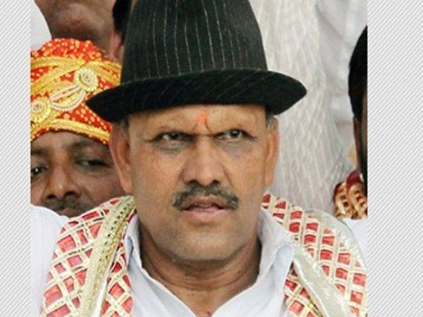 भाजपा ने जवाब में सुदर्शन को ही उतारा: