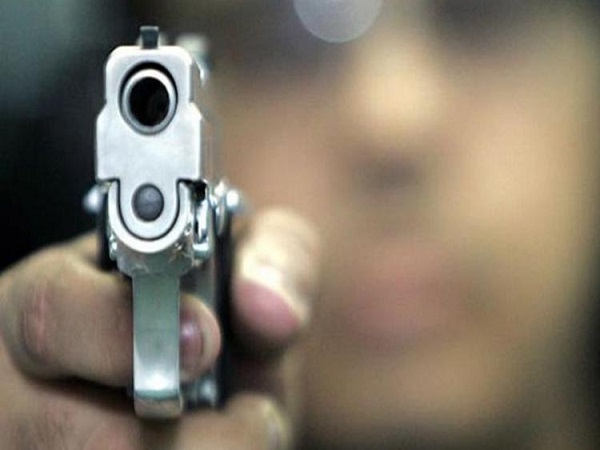 12 बोर की बंदूक से मारी गोली