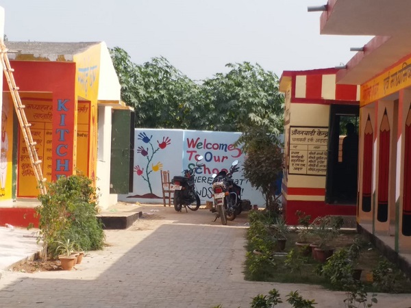 कमरों के आगे बनाया डिजाइन