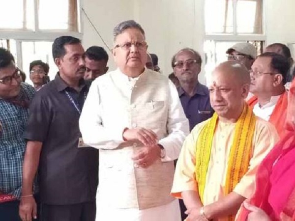 छत्तीसगढ़ में काफी लोकप्रिय हैं योगी आदित्यनाथ छत्तीसगढ़ में काफी लोकप्रिय हैं योगी आदित्यनाथ