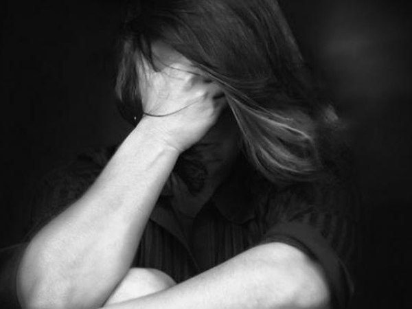 'मेरा हाथ पकड़कर कहा, तुम बहुत सुंदर लगती हो'