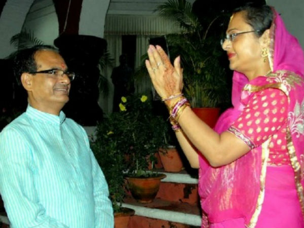 बहन ने की थी साधना सिंह से मिलने की जिद 