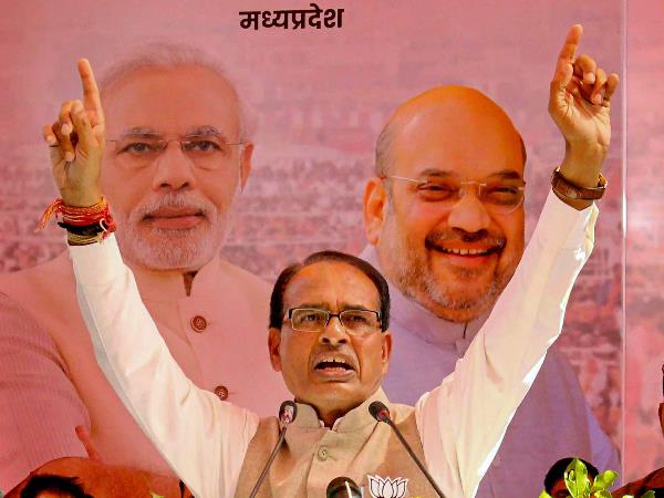 भाजपा की तरफ से फ्रंट पर मुख्यमंत्री शिवराज ही हैं