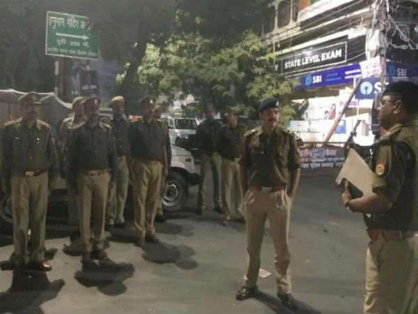 औचक निरीक्षण पर निकले थे एसएसपी नैथानी