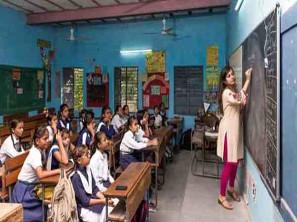 यूपी: शिक्षक बनने का ख्वाब देखने वालों के लिए खुशखबरी, इस दिन से शुरू होगी 69,000 शिक्षक भर्ती परीक्षा