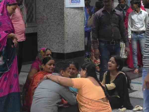 निर्दोषों की गई जान