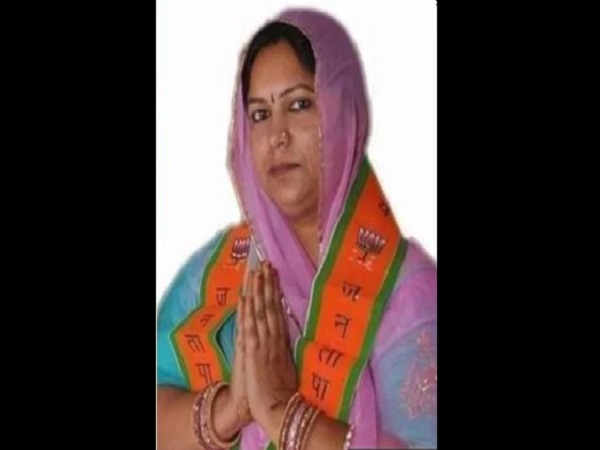 बीजेपी उम्मीदवार ने बाल विवाह का किया समर्थन बीजेपी उम्मीदवार ने बाल विवाह का किया समर्थन