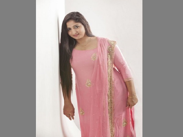 मलयालम फिल्मों में काम करती हैं अश्वथी बाबू