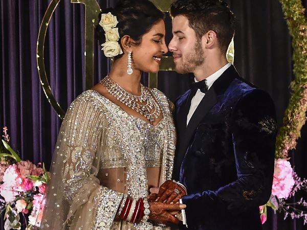 प्रियंका बड़ी, लेकिन मैच्योर निक हैं ज्यादा