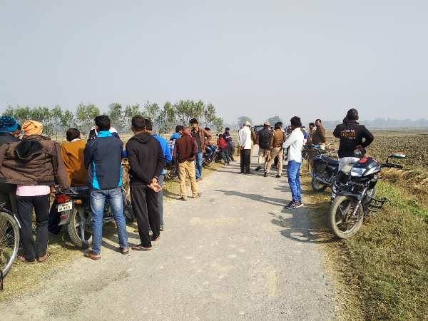 police arrested five people who planned to murder a man in sultanpur