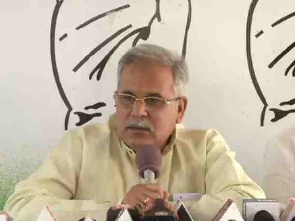 raman singh age is not for hitting sixes says bhupesh baghel