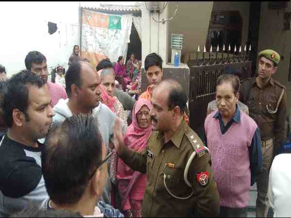 मौत के बाद मौके पर पुलिस