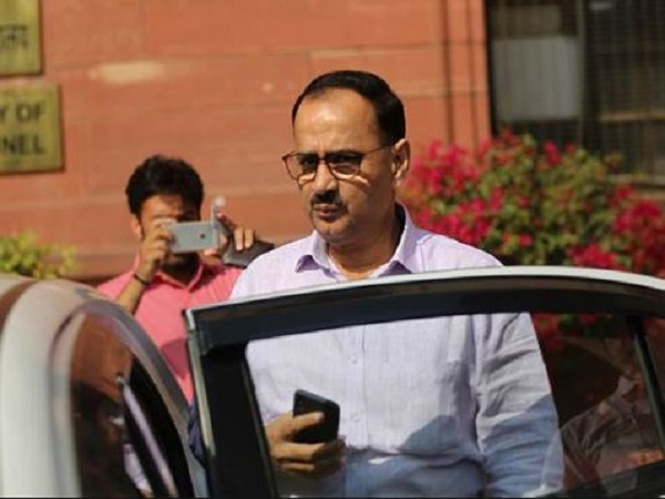 आलोक वर्मा की याचिका पर सुप्रीम कोर्ट में सुनवाई