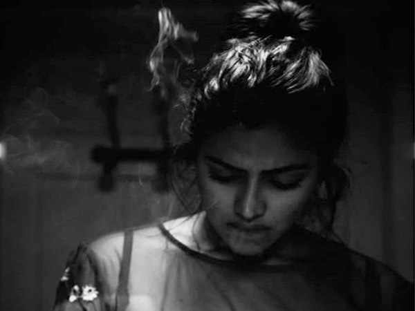 तस्वीरें देख यूजर्स हुए खफा, लिखा ये सब