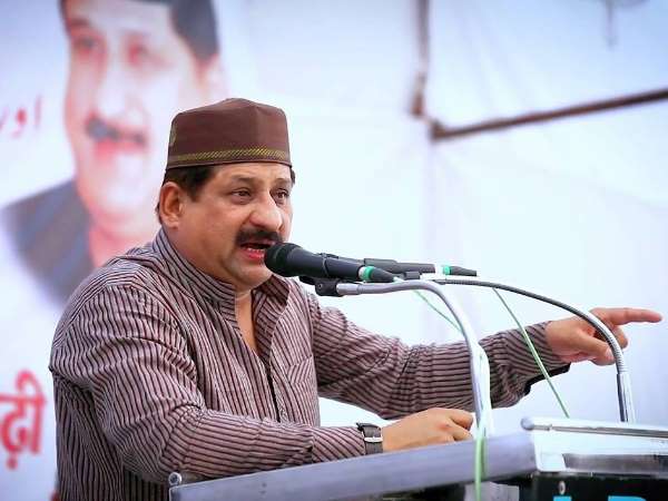 आरिफ ने हासिल किए 90403 वोट