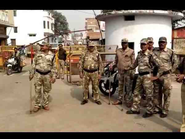 babri masjid demolition 26 anniversary heavy police force deployed in ayodhya