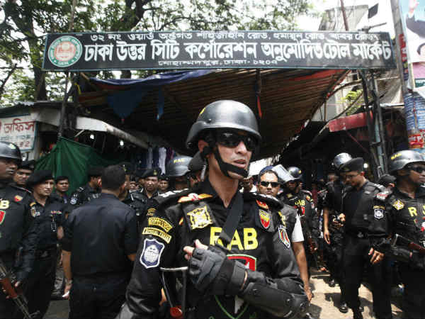 छह लाख सुरक्षाकर्मियों के साए में चुनाव 