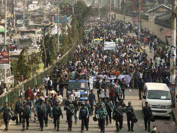 कुछ जगहों पर होंगे दोबारा चुनाव 