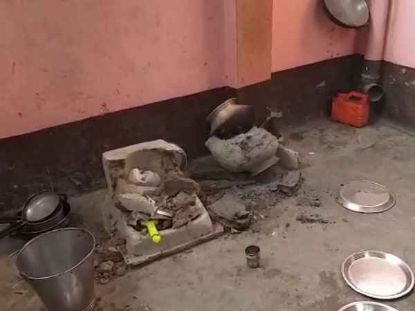 फौजी के घर में पुलिस ने की तोड़फोड़