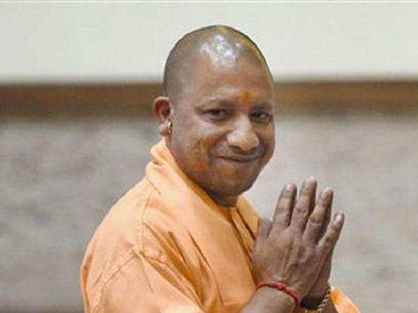 'तकलीफ में किसान, करें कर्ज माफ'