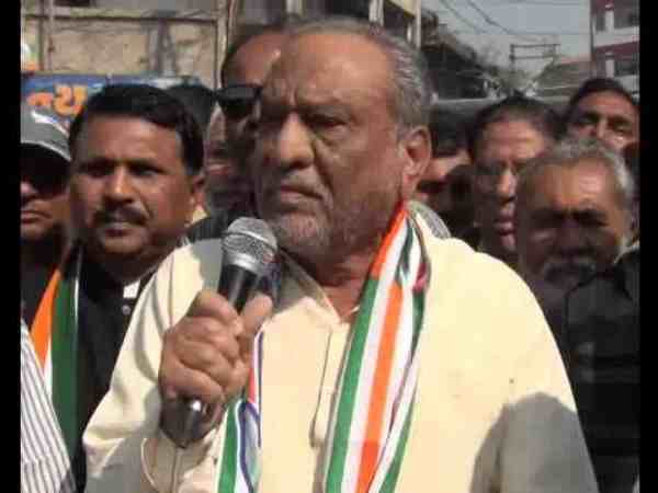 मुख्यमंत्री पद के लिए मचा घमासान