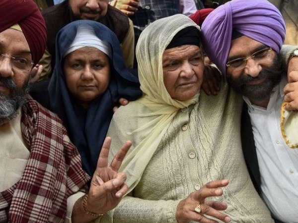 कोर्ट ने गवाहों की सराहना की