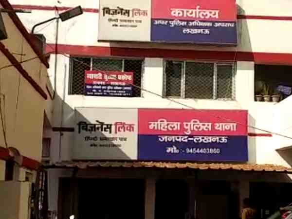 रुमाल मुंह पर रखकर गला दबाकर कर दी मासूम की हत्या 