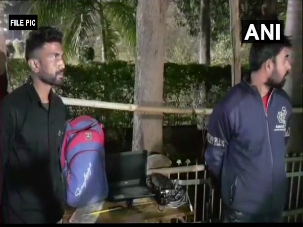 Chhattisgarh police suspends 2 guard commanders in jagdalpur strong room case Chhattisgarh police suspends 2 guard commanders in jagdalpur strong room case