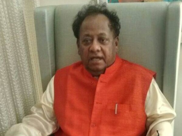 लोगों की आस्था का फैसला सरकार या सुप्रीम कोर्ट नहीं कर सकता