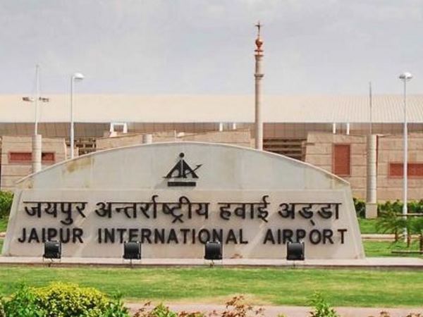 आरोपी कर रहे हैं पूछताछ