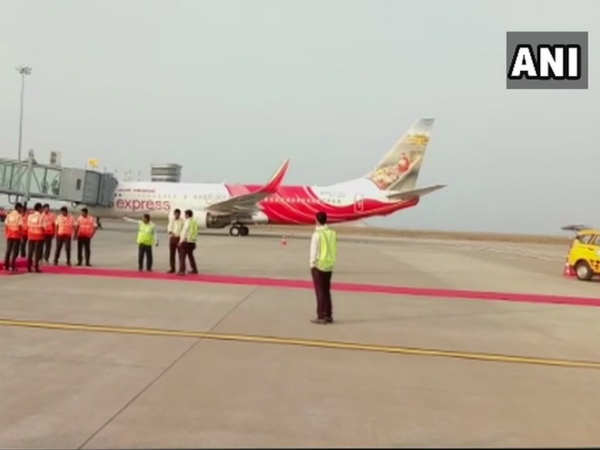 शुरू हुआ कन्नूर हवाई अड्डा, 4 एयरपोर्ट वाला अकेला राज्य बना केरल शुरू हुआ कन्नूर हवाई अड्डा, 4 एयरपोर्ट वाला अकेला राज्य बना केरल