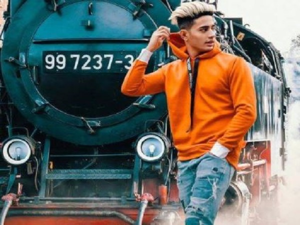 youtuber danish zehan dies in car accident in mumbai youtuber danish zehan dies in car accident in mumbai