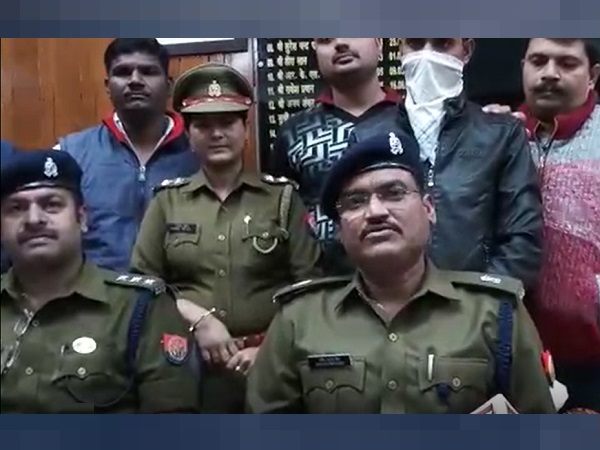 blackmailing case, blackmail, crime, lucknow, hyderabad, lucknow police, uttar pradesh police, uttar pradesh, blackmailing blackmailing case, blackmail, crime, lucknow, hyderabad, lucknow police, uttar pradesh police, uttar pradesh, blackmailing