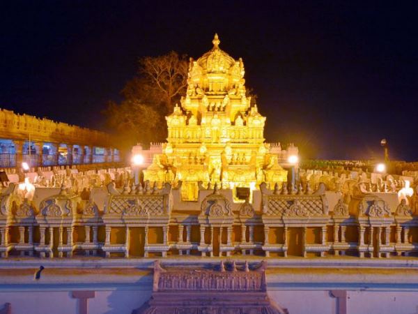 saree in place of western dressed in Vijayawada’s Sri Durga Malleswara Swamy temple from New Year saree in place of western dressed in Vijayawada’s Sri Durga Malleswara Swamy temple from New Year