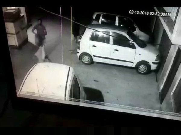 cctv, hapur, crime, uttar pradesh, सीसीटीवी, हापुड़, क्राइम, उत्तर प्रदेश cctv, hapur, crime, uttar pradesh, सीसीटीवी, हापुड़, क्राइम, उत्तर प्रदेश
