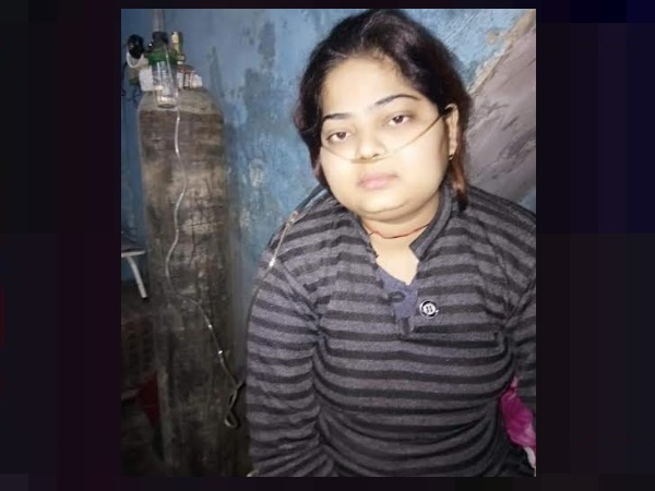 कहां चल रहा है नेहा का इलाज?