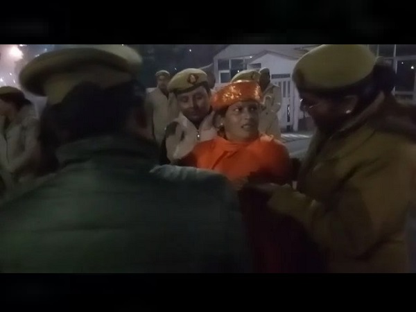 चौकी इंचार्ज पर लगे ये आरोप