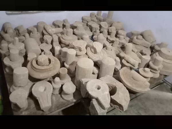 'वो शिवलिंग फैक्ट्री में टूटे होंगे'