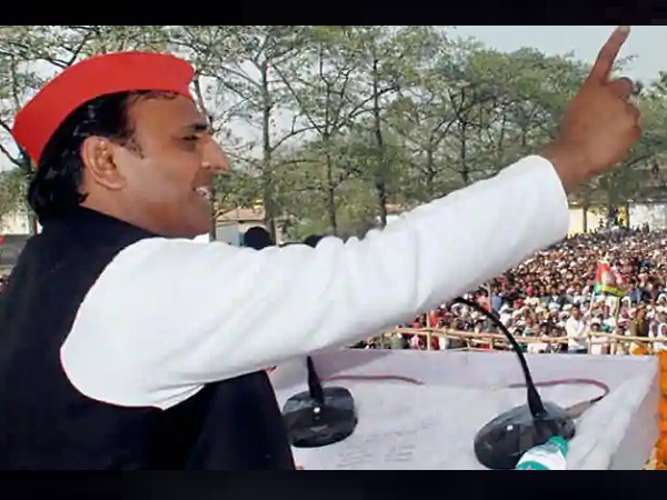 samajwadi party chief akhilesh yadav targets on uttar pradesh cm yogi