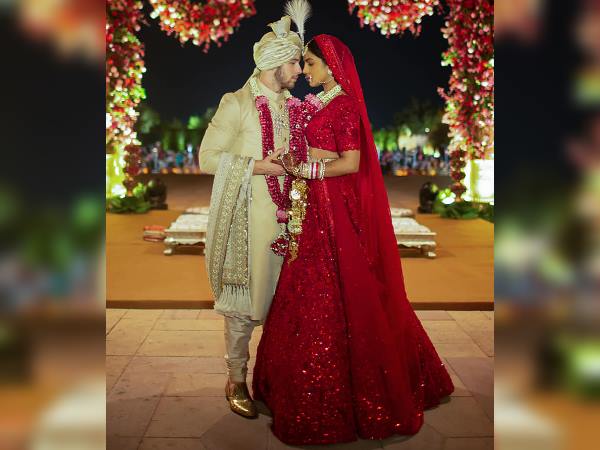 फेरों के बाद परिणीति ने चुराए जूते