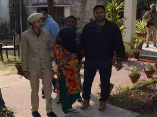 घर से निकाले जाने से थी रंजिश घर से निकाले जाने से थी रंजिश