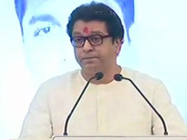 मोदी- बीजेपी को लगातार निशाना बना रहे ठाकरे