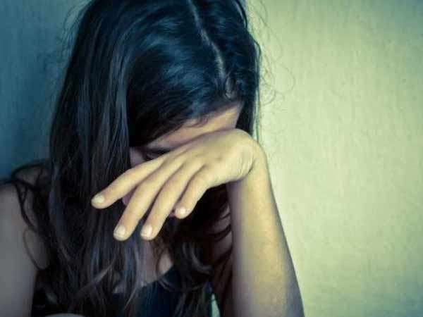 मिठाई में नशीला पदार्थ खिलाकर किया दुष्कर्म मिठाई में नशीला पदार्थ खिलाकर किया दुष्कर्म