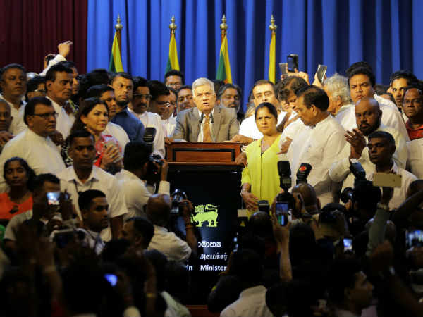  श्रीलंका में आखिरकार हुई हैप्‍पी एंडिंग 